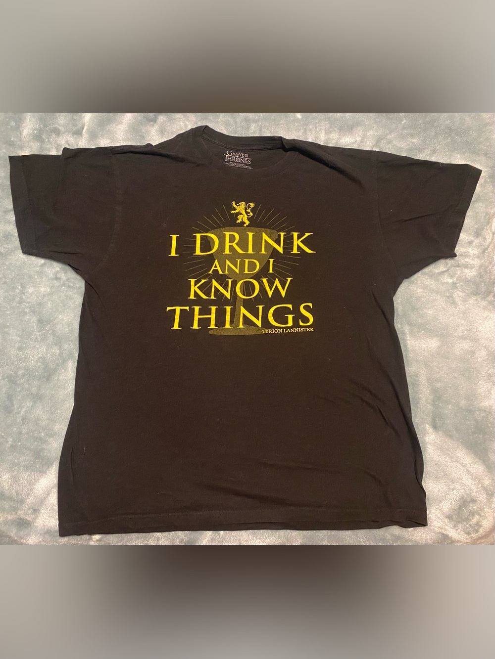 Game of Thrones “I Drink and I Know Things” Tee – Size L – Official HBO